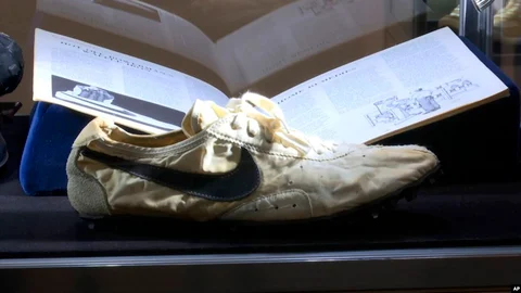 Nike Moon Shoe