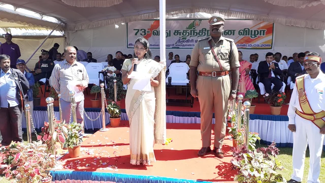 நீலகிரி மாவட்ட ஆட்சியர் இன்னசென்ட் திவ்யா