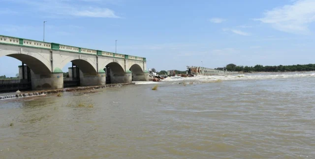 முக்கொம்பு அணை
