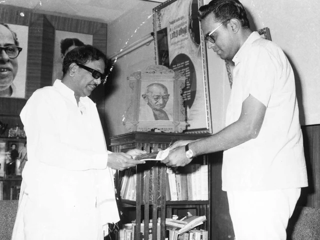 கருணாநிதி ஒரு கருத்தியல் ஆயுதம்!