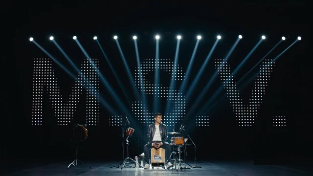 Alex in Wonderland