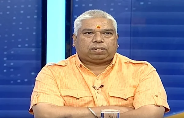 அஜய் கௌதம்