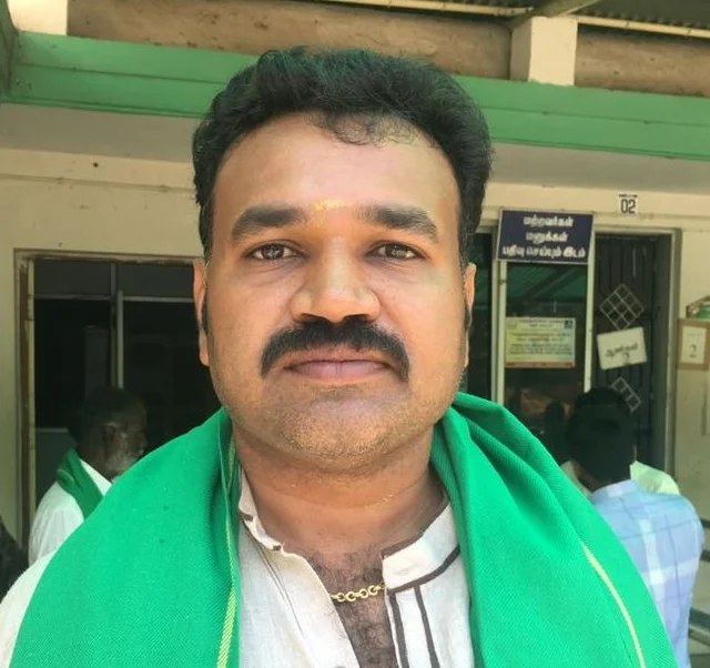சுரேஷ்