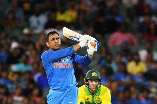 dhoni