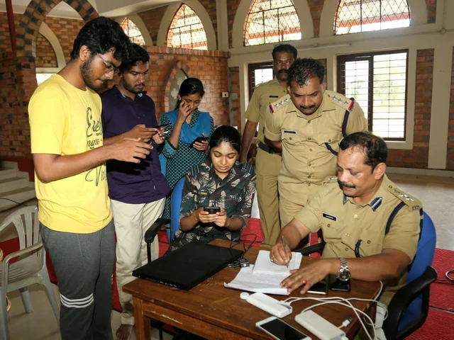 களப்பணியில் அன்ஷா