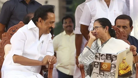ஸ்டாலின், மம்தா பானர்ஜி