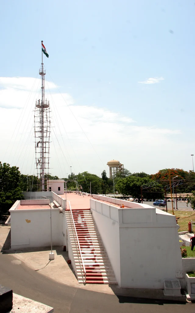 கோட்டைக் கொத்தளம்