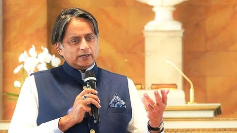 shashi tharoor