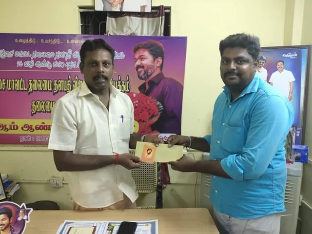 விஜய் ரசிகர்கள்