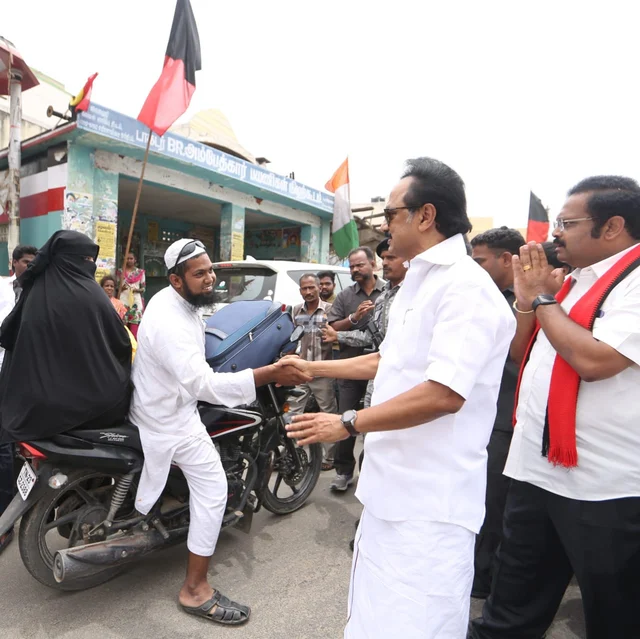பிரசாரத்தில் ஸ்டாலின்
