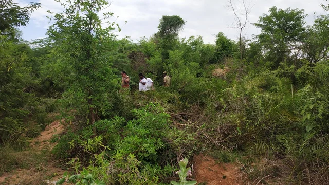 police search the Corpse