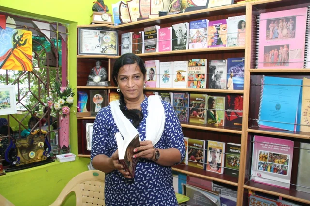 பிரியாபாபு