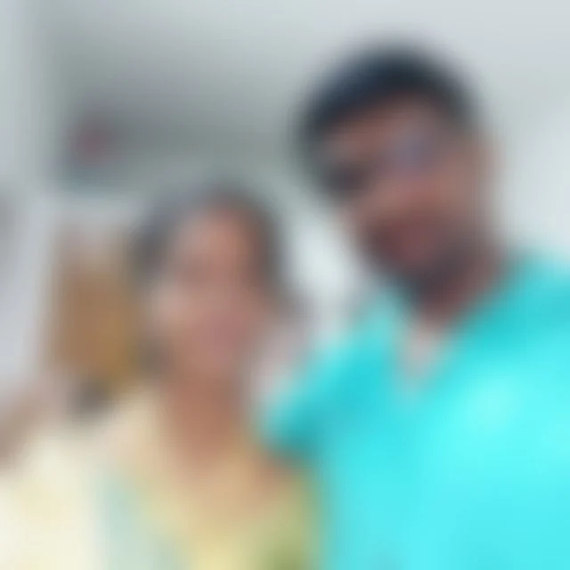 கணவருடன் வினிதா