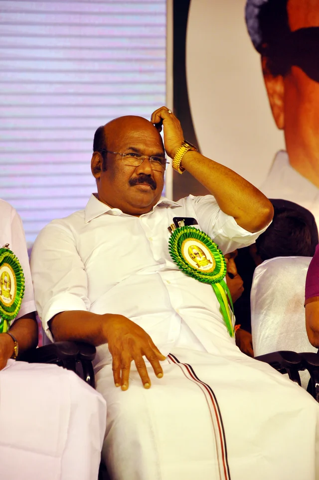 ஜெயக்குமார்