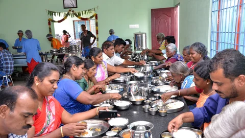 10 ரூபாய் சாப்பாடு