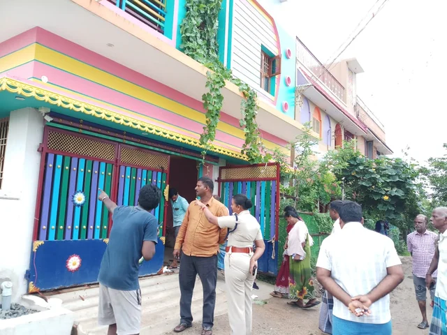 விசாரணை நடத்திய காவல்துறையினர்
