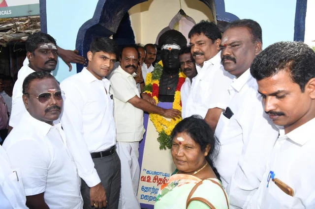 அமைச்சர் கடம்பூர் ராஜூ