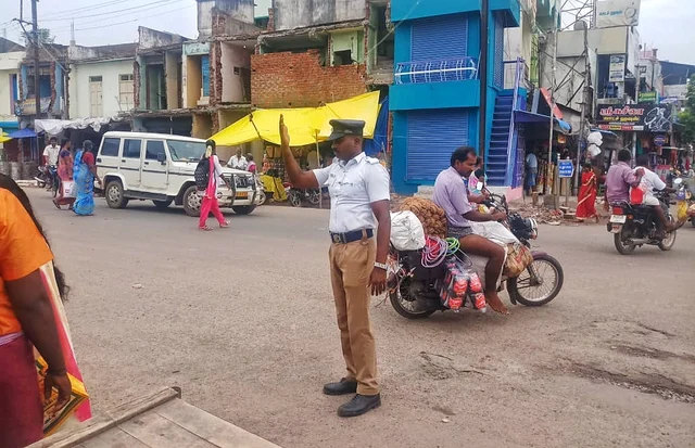 Rajadeepan regulates traffic