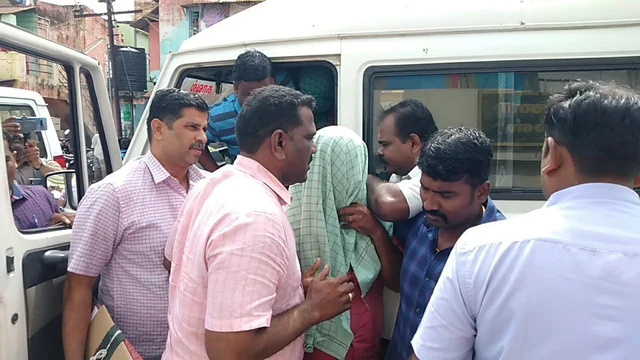 கைது செய்யப்பட்டவர்கள்