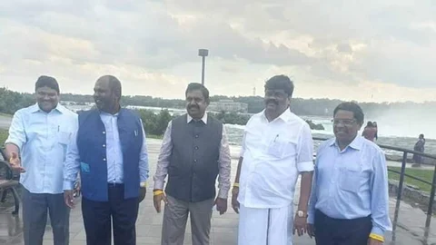 Edappadi Palaniswami in Niagara Falls