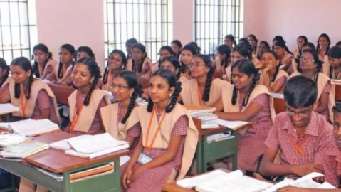 பள்ளிக் குழந்தைகள்