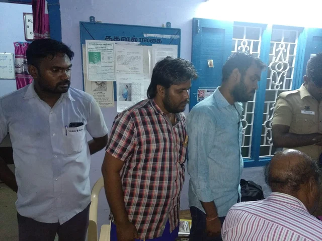 கடம்பை பிரபு மற்றும் நண்பர்கள்