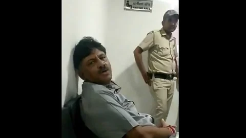டி.கே.சிவக்குமார்