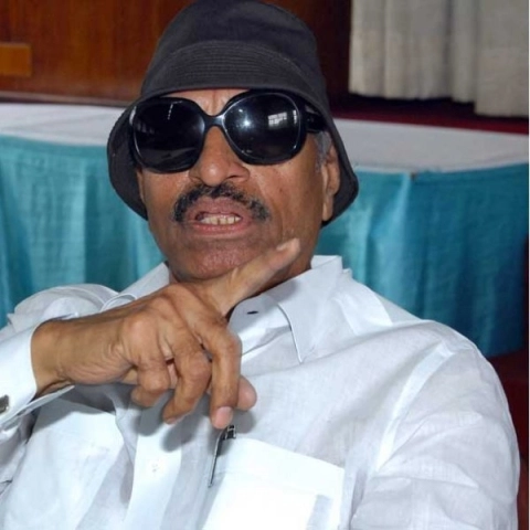 மைசூர்பாகு பற்றி ஒரே ஒரு ட்வீட்...! - கொந்தளித்த கர்நாடகா!
