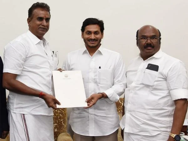 Tamil Nadu Ministers with Jaganmohan Reddy