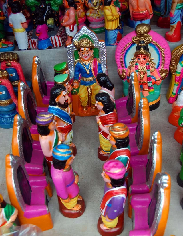 தர்பார் கொலு பொம்மைகள்