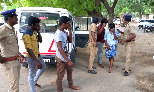 கைது செய்யப்பட்ட 4 பேர்