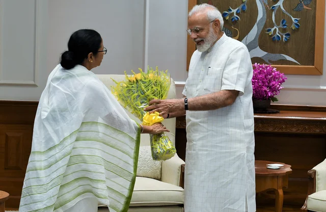 Modi - mamata