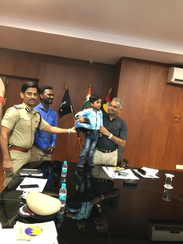 commissioner viswanathan with janarthanan, tushar hari