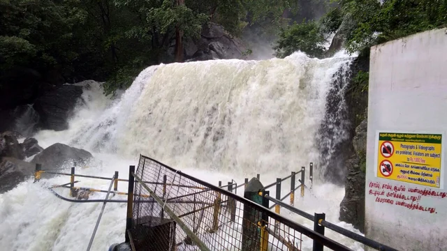 Suruli Falls
