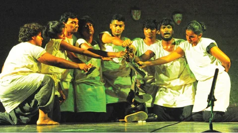 நவீன நாடகம்.
