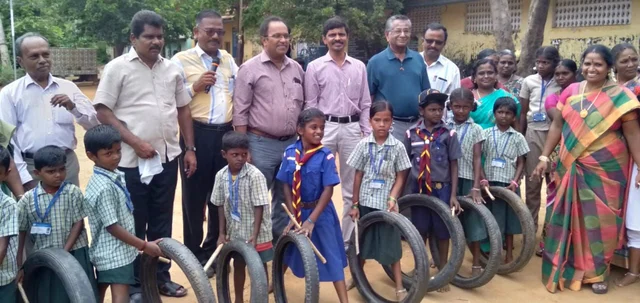 டயர் உருட்டுதல்