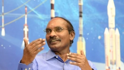 இஸ்ரோ தலைவர் சிவன்