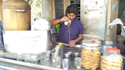 டீக்கடை ராதிகா