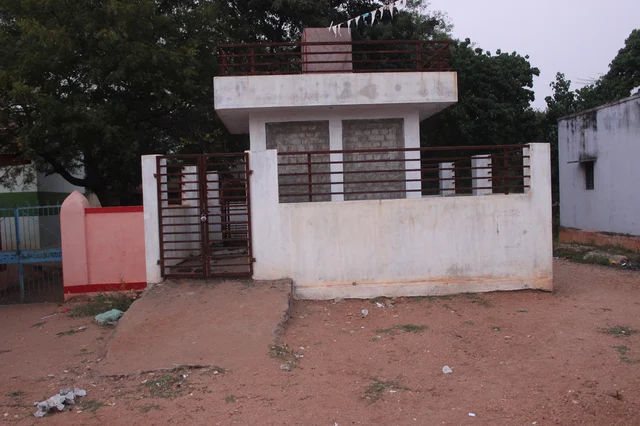 அனுமதிக்கு காத்திருக்கும் வீரப்பன் மணிமண்டபம்.