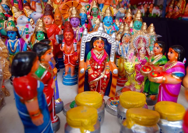 வளைகாப்பு வைபவம் கொலு பொம்மைகள்