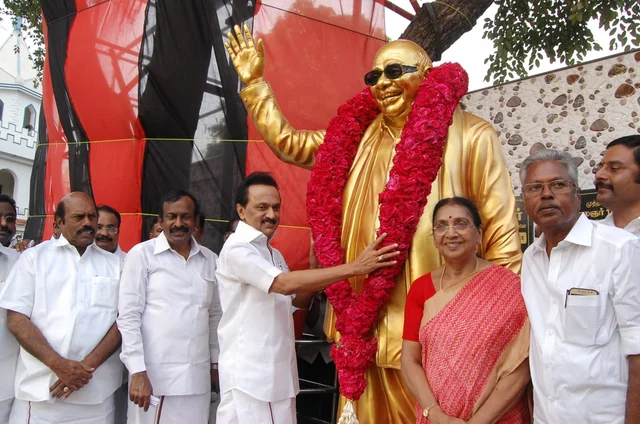 கலைஞர் சிலைத் திறப்பு விழாவில் ஸ்டாலின்