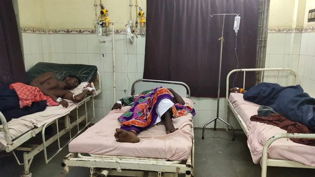 சிகிச்சையில் மீனவர்கள்