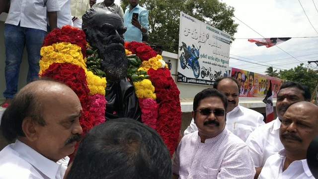 T.T.V.DINAKARAN