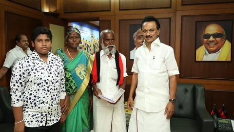 kasamuthu With Stalin