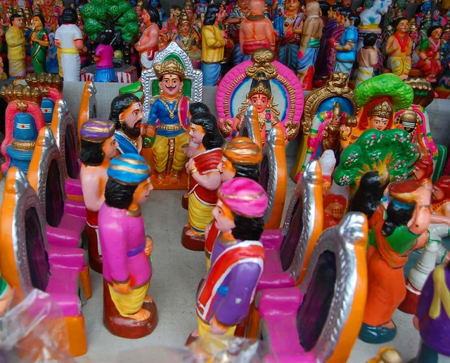 தர்பார் கொலு பொம்மைகள்