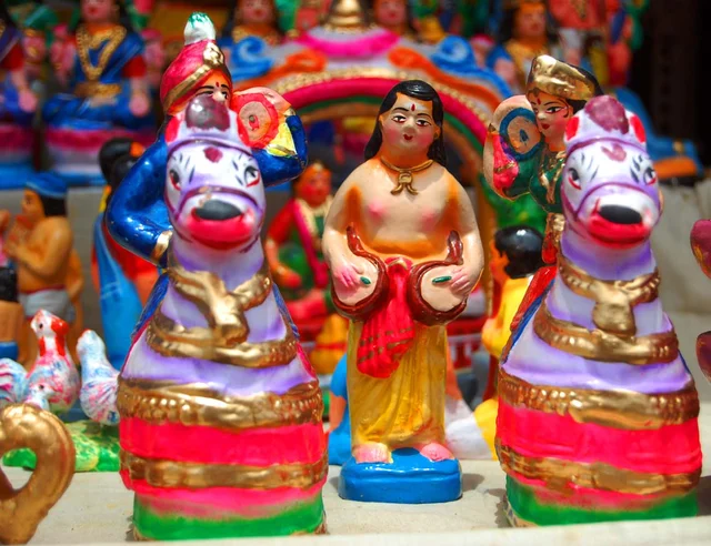 நடன கலைஞர்கள் கொலு பொம்மைகள்