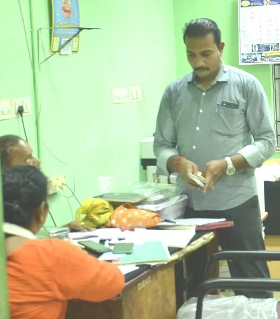 சோதனையில் சிக்கிய பணம்
