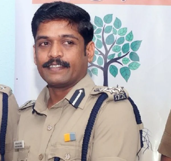 நெல்லை சரக டி.ஐ.ஜி பிரவீன்குமார் அபினவ்
