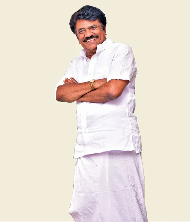 "சீமானுக்கு இதை வெளிப்படையாகச் சொல்லும் தைரியம் உண்டா?'' - தடதடக்கிறார் திருச்சி வேலுச்சாமி