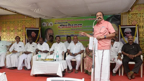 புகழேந்தி